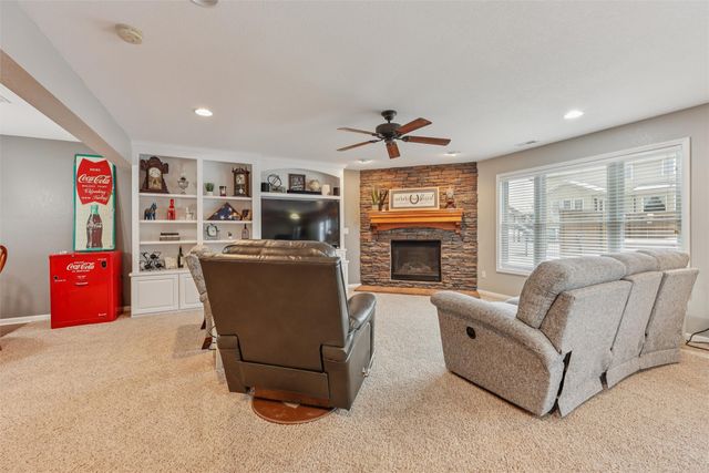 1215 NW Boulder Drive, Ankeny, IA 50023