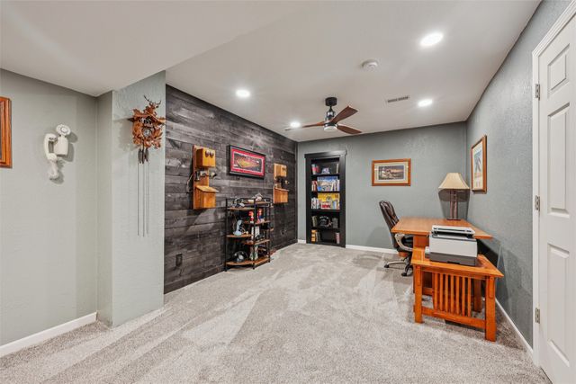 1215 NW Boulder Drive, Ankeny, IA 50023