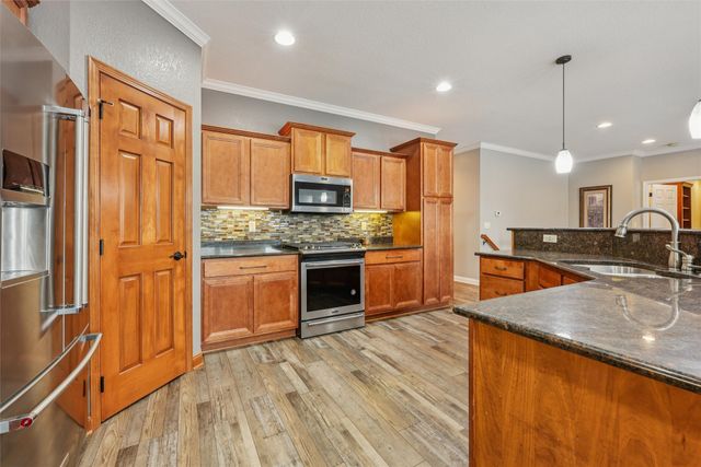 1215 NW Boulder Drive, Ankeny, IA 50023