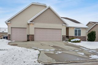 1215 NW Boulder Drive, Ankeny, IA 50023