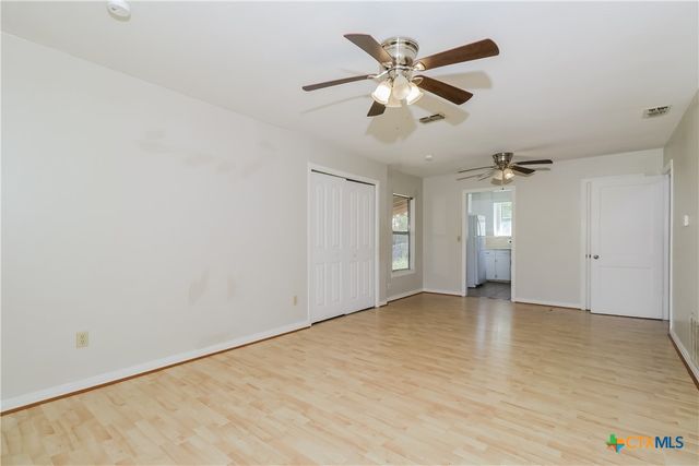 1106 N 18th Street, Killeen, TX 76541