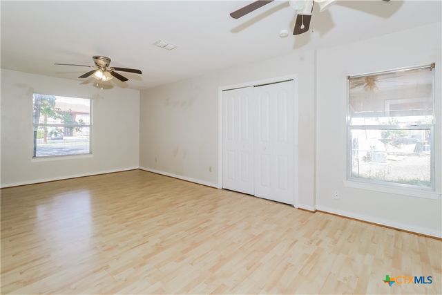 1106 N 18th Street, Killeen, TX 76541