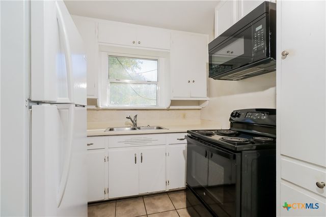 1106 N 18th Street, Killeen, TX 76541