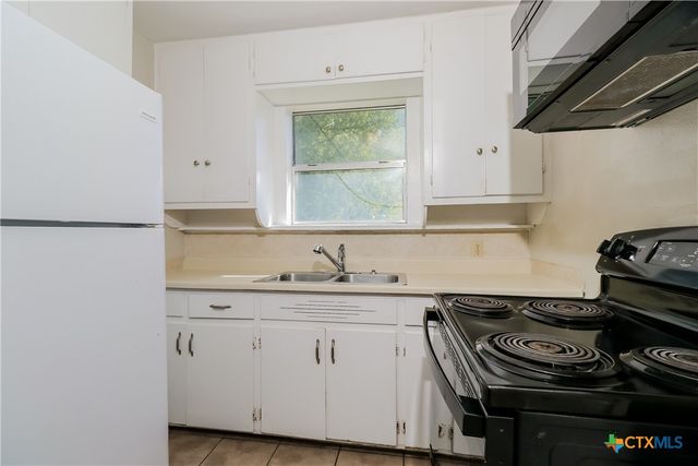 1106 N 18th Street, Killeen, TX 76541