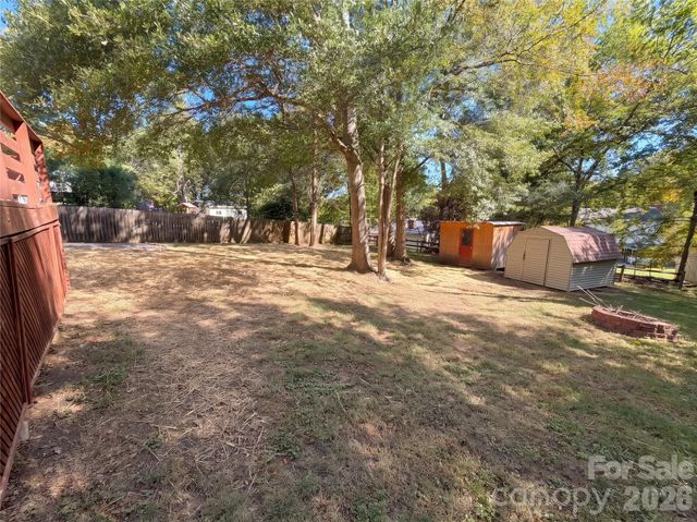 12006 Painted Tree Road, Charlotte, NC 28226