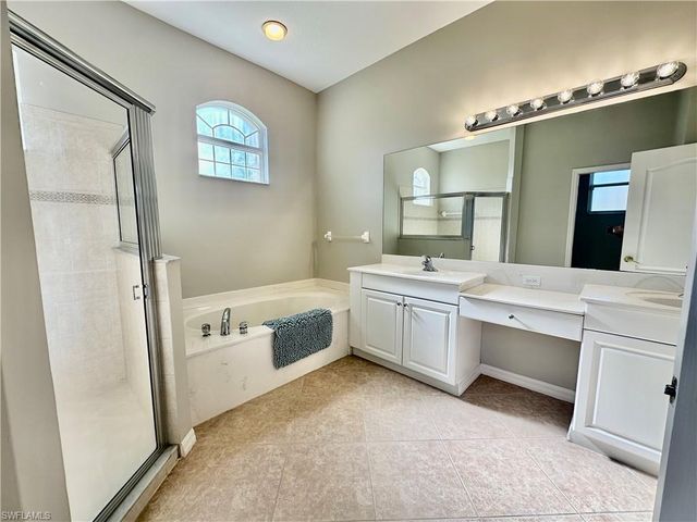 12469 Pebble Stone CT, Fort Myers, FL 33913