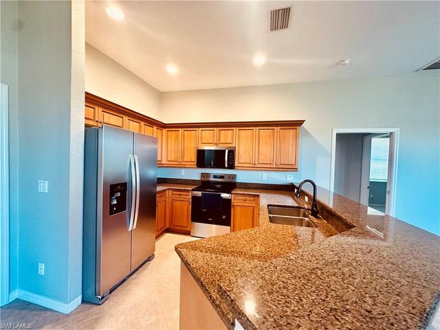 12469 Pebble Stone CT, Fort Myers, FL 33913