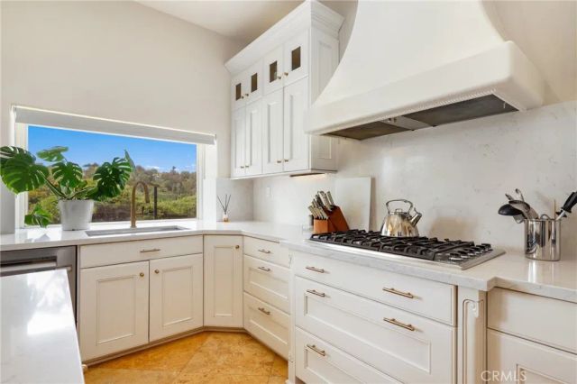 28461 Springfield Drive, Laguna Niguel, CA 92677