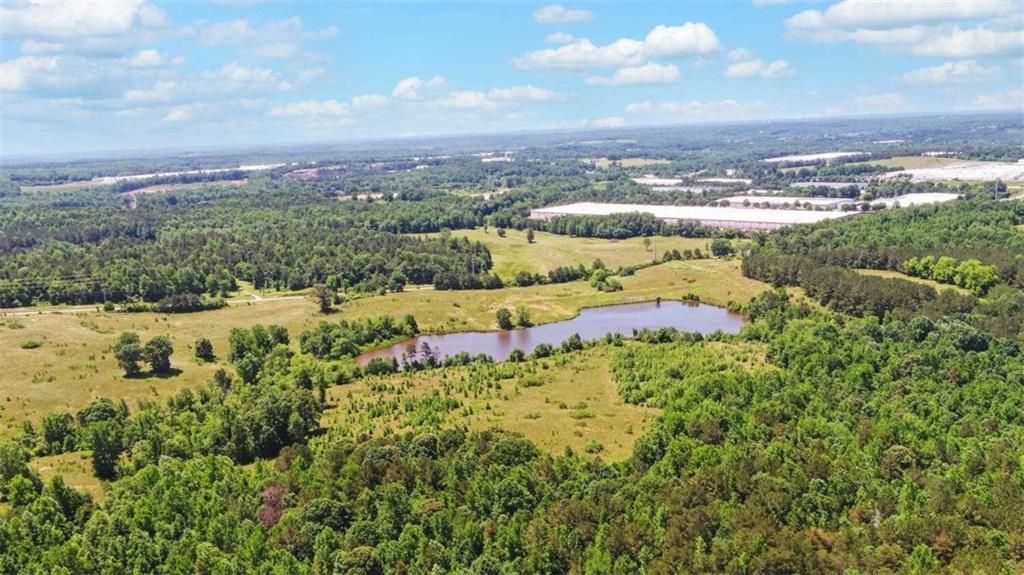 Image 6 of property listing at 0000 Wayne Poultry Road, Pendergrass, GA 30567