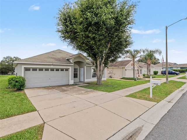 7947 MERCHANTVILLE CIRCLE, Zephyrhills, FL 33540
