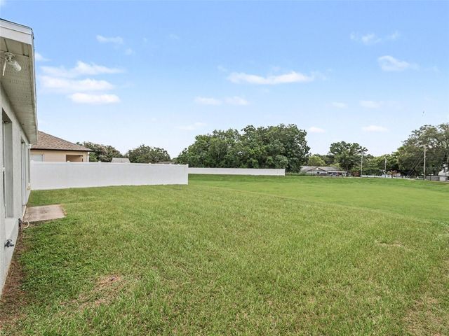 7947 MERCHANTVILLE CIRCLE, Zephyrhills, FL 33540