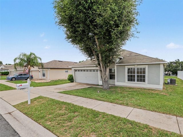 7947 MERCHANTVILLE CIRCLE, Zephyrhills, FL 33540