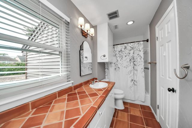 10843 Pepper Lane, Houston, TX 77079