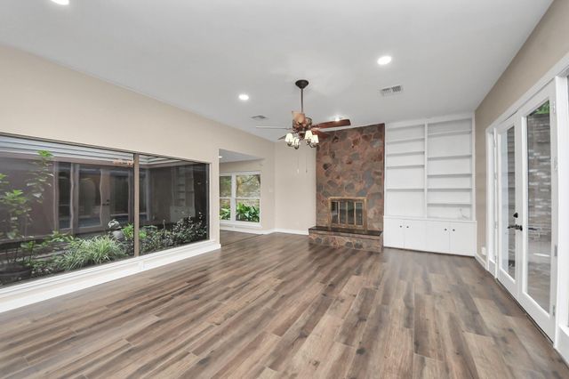 10843 Pepper Lane, Houston, TX 77079