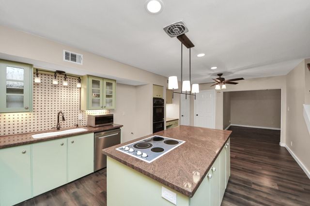 10843 Pepper Lane, Houston, TX 77079