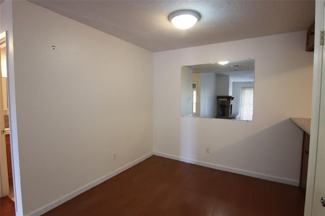 10555 Turtlewood Ct 1001, Houston, TX 77072