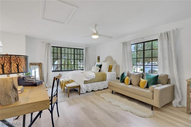 871 Meadowland DR F, Naples, FL 34108