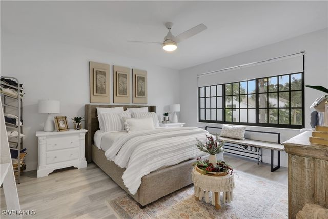 871 Meadowland DR F, Naples, FL 34108