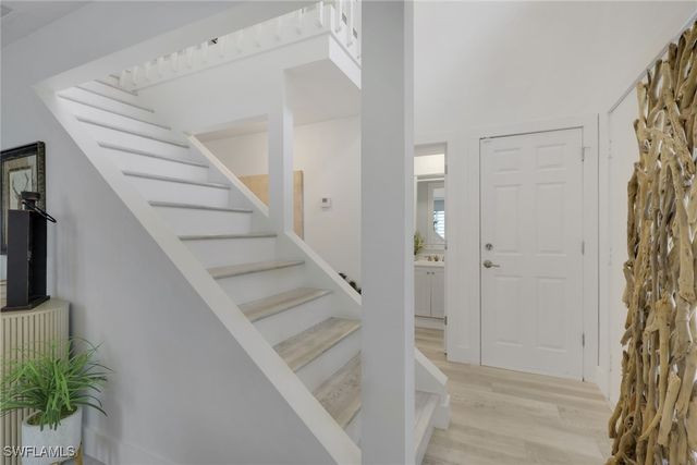 871 Meadowland DR F, Naples, FL 34108