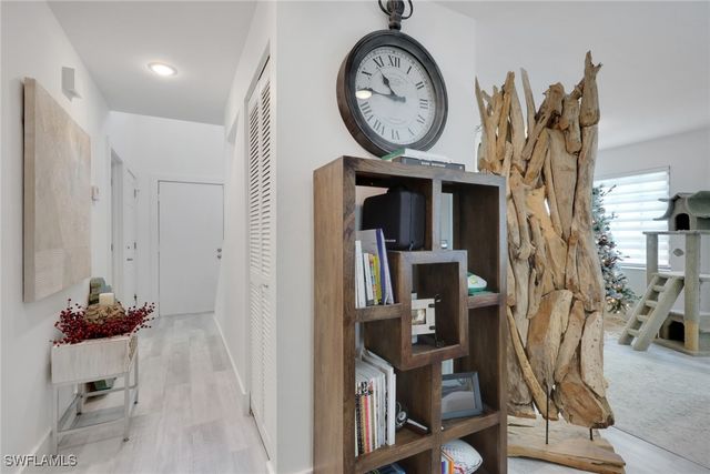 871 Meadowland DR F, Naples, FL 34108