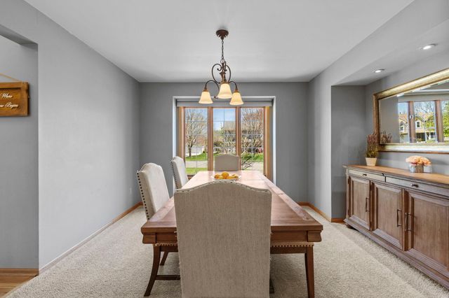 1772 Brighton Trail, Woodbury, MN 55125
