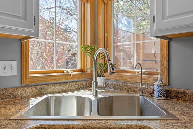 1772 Brighton Trail, Woodbury, MN 55125