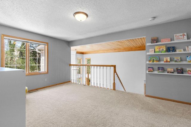 1772 Brighton Trail, Woodbury, MN 55125