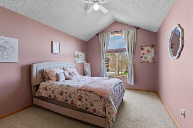 1772 Brighton Trail, Woodbury, MN 55125