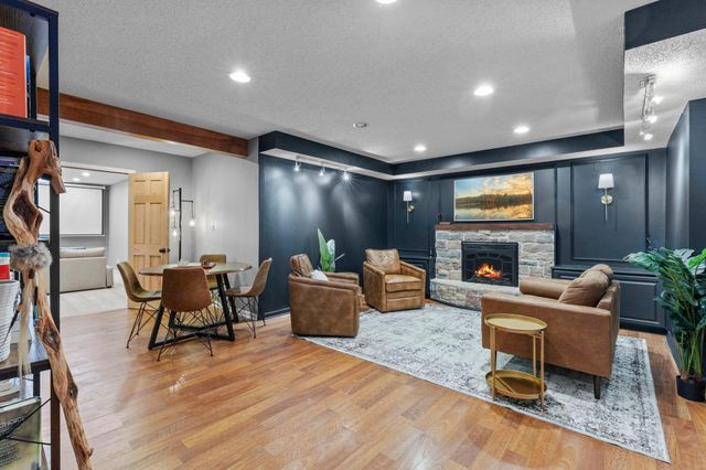 1772 Brighton Trail, Woodbury, MN 55125