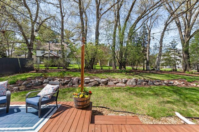 1772 Brighton Trail, Woodbury, MN 55125