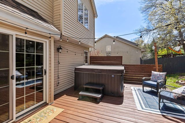 1772 Brighton Trail, Woodbury, MN 55125