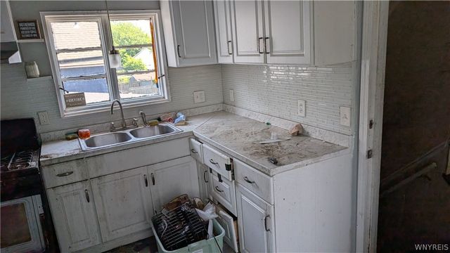 19 Arkansas Street, Buffalo, NY 14213