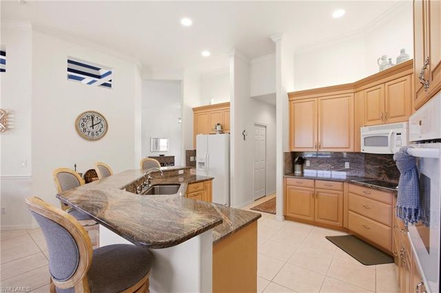 10815 Phoenix WAY, Naples, FL 34119