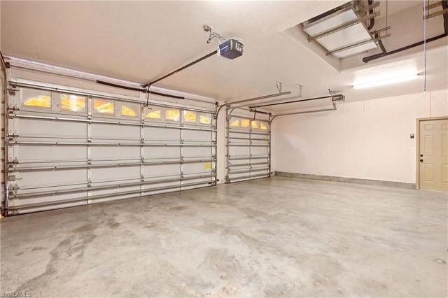 10815 Phoenix WAY, Naples, FL 34119