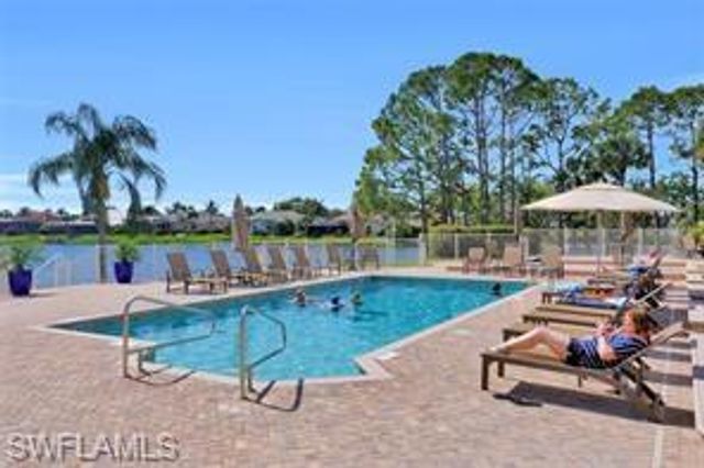 10815 Phoenix WAY, Naples, FL 34119