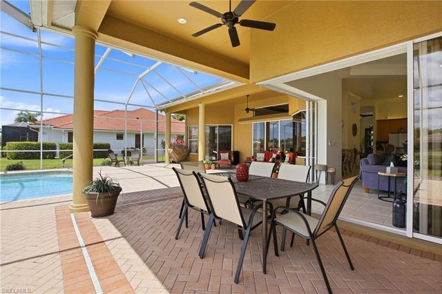 10815 Phoenix WAY, Naples, FL 34119