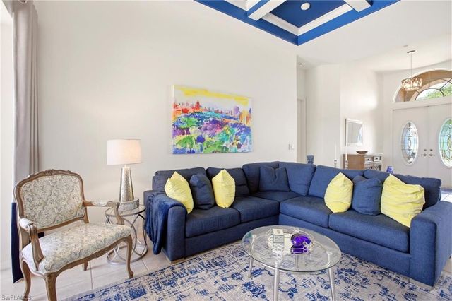 10815 Phoenix WAY, Naples, FL 34119