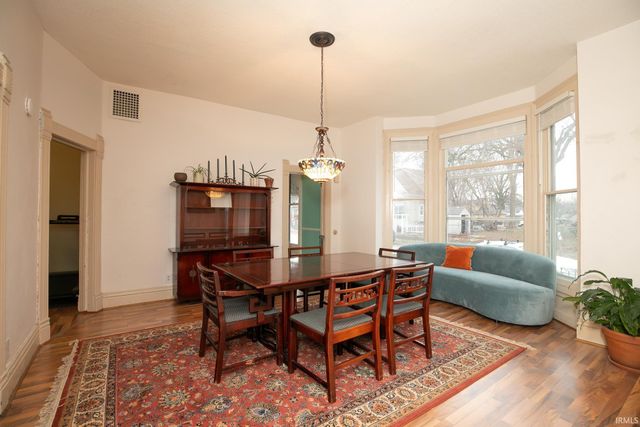 1104 Columbia Avenue, Fort Wayne, IN 46805