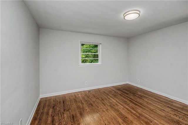 3761 Spaulding Drive, Winston-salem, NC 27105