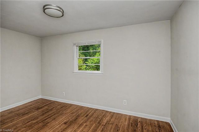 3761 Spaulding Drive, Winston-salem, NC 27105