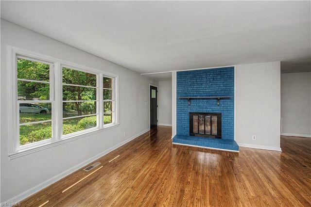 3761 Spaulding Drive, Winston-salem, NC 27105