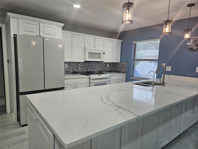 710 TREASURE BOAT WAY, Sarasota, FL 34242