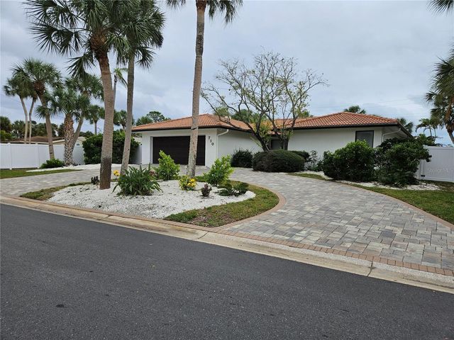 710 TREASURE BOAT WAY, Sarasota, FL 34242