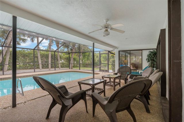 710 TREASURE BOAT WAY, Sarasota, FL 34242