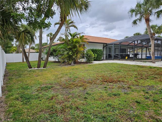 710 TREASURE BOAT WAY, Sarasota, FL 34242