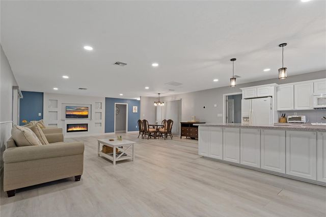 710 TREASURE BOAT WAY, Sarasota, FL 34242