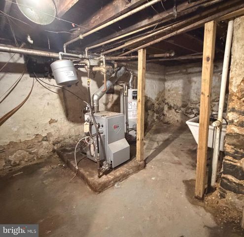 6 E 25TH ST, Wilmington, DE 19802