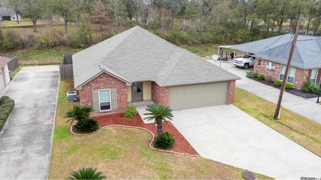 37548 Parkbrook Dr, Prairieville, LA 70769