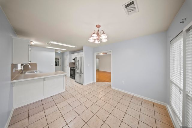 37548 Parkbrook Dr, Prairieville, LA 70769