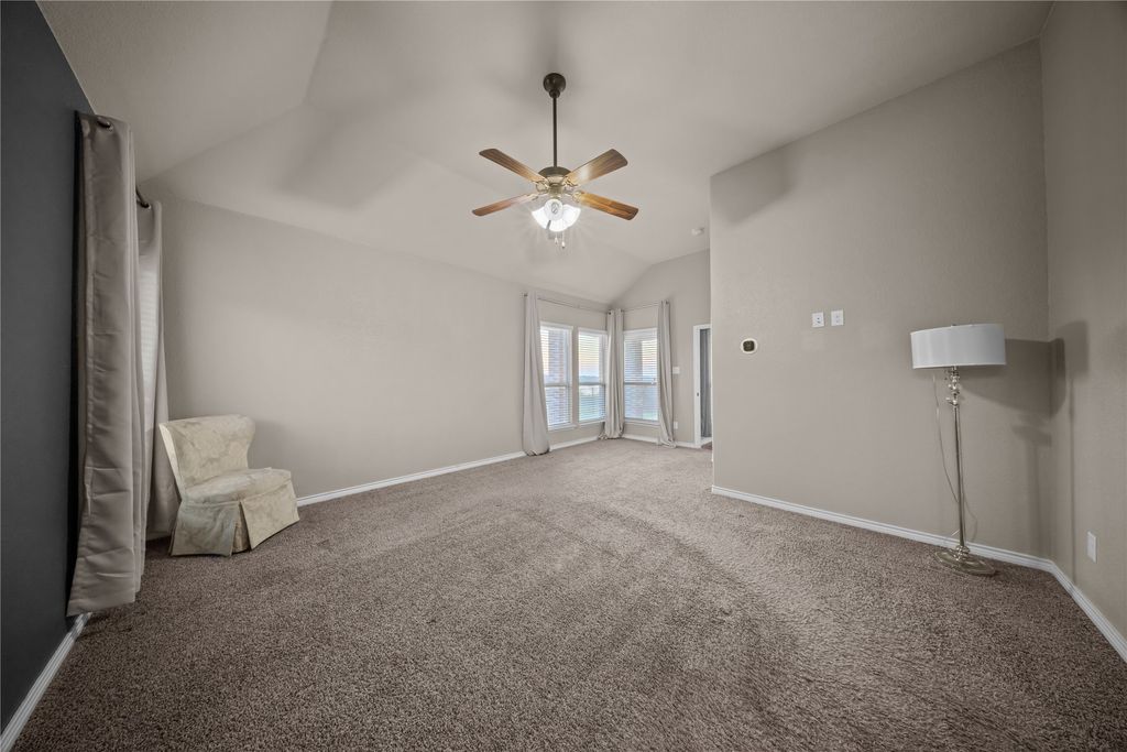 Image 15 of property listing at 1057 Shady Lane Drive, Rockwall, TX 75087